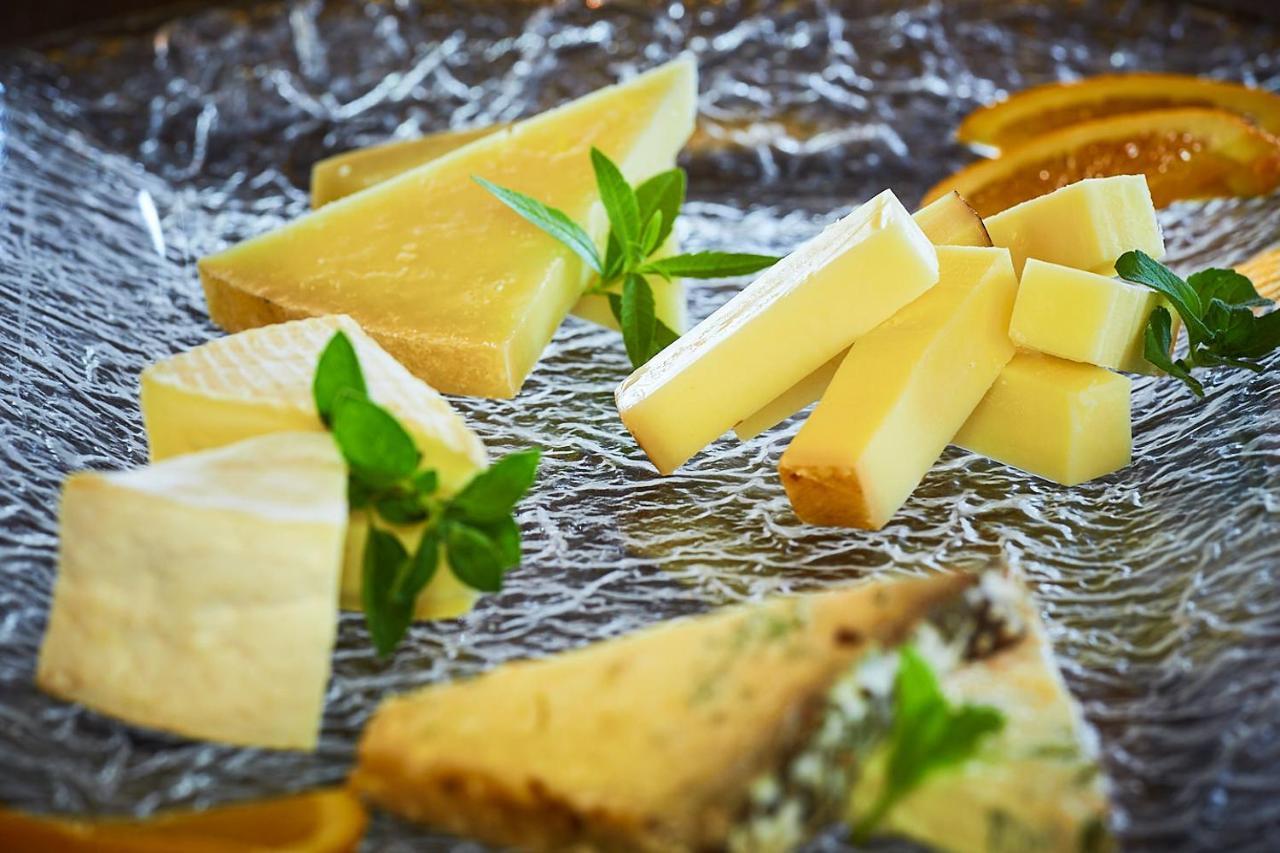 Il Castelluccio Country Resort Restaurant & Spa 巴贝里诺·迪·穆杰罗 外观 照片