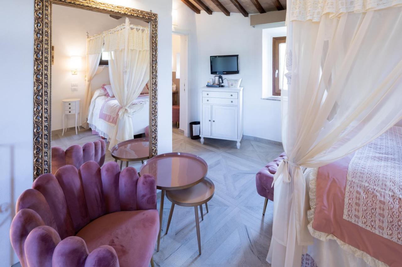 Il Castelluccio Country Resort Restaurant & Spa 巴贝里诺·迪·穆杰罗 外观 照片