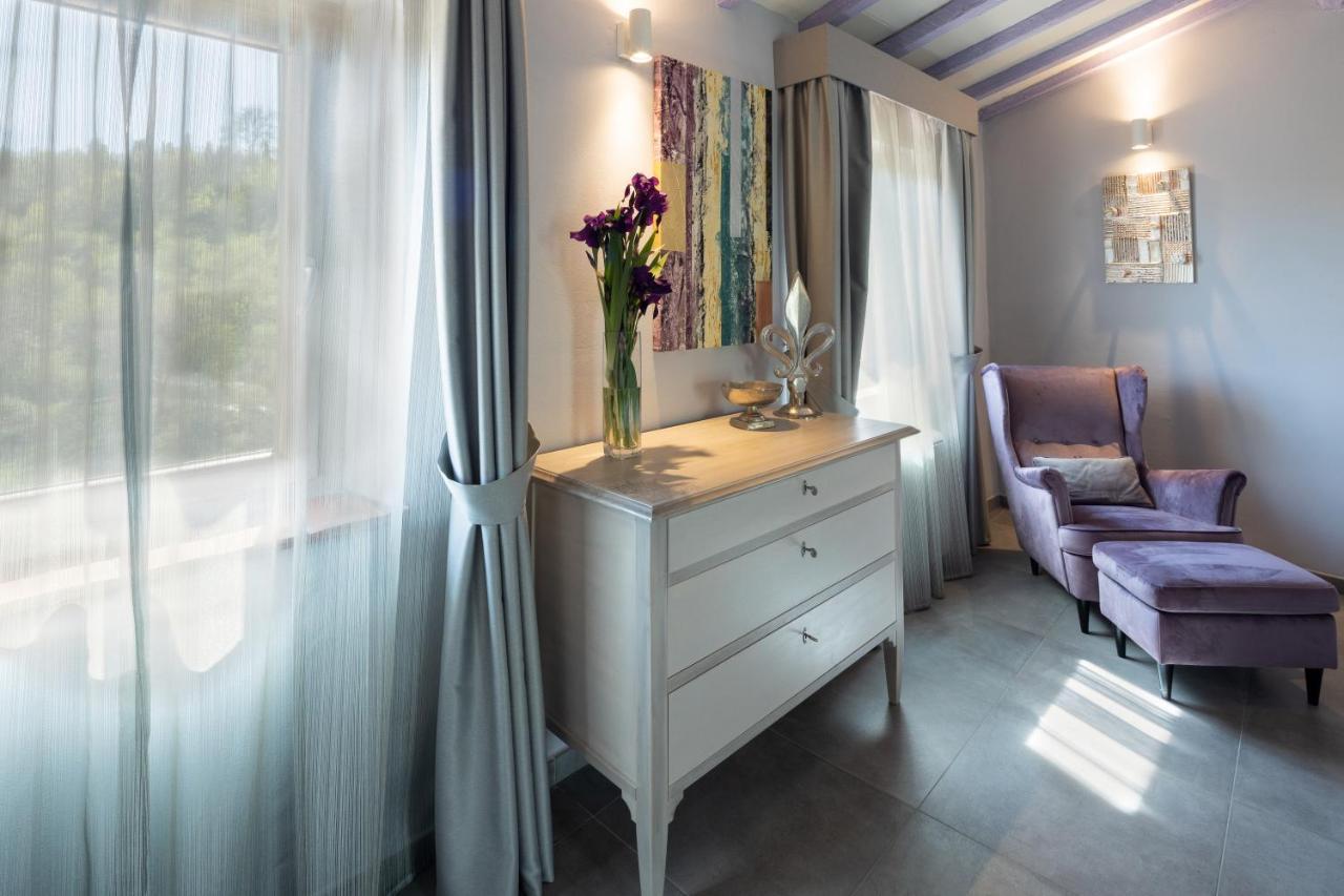 Il Castelluccio Country Resort Restaurant & Spa 巴贝里诺·迪·穆杰罗 外观 照片