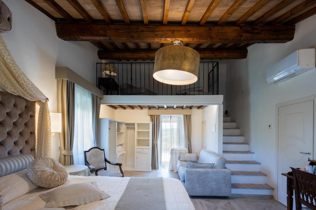 Il Castelluccio Country Resort Restaurant & Spa 巴贝里诺·迪·穆杰罗 外观 照片