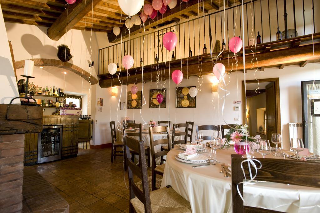 Il Castelluccio Country Resort Restaurant & Spa 巴贝里诺·迪·穆杰罗 外观 照片