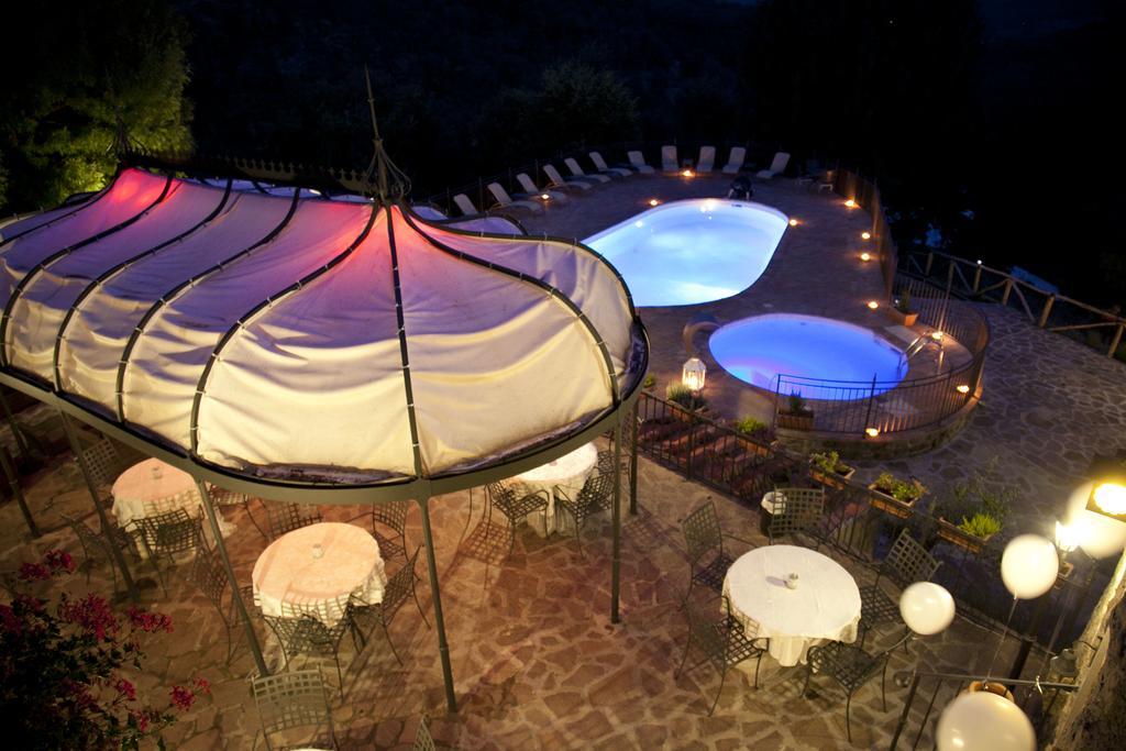 Il Castelluccio Country Resort Restaurant & Spa 巴贝里诺·迪·穆杰罗 外观 照片