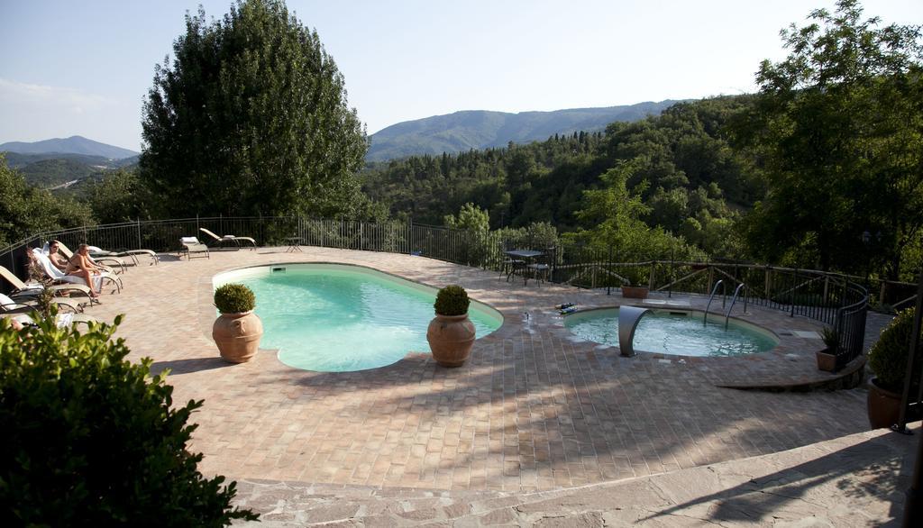 Il Castelluccio Country Resort Restaurant & Spa 巴贝里诺·迪·穆杰罗 外观 照片