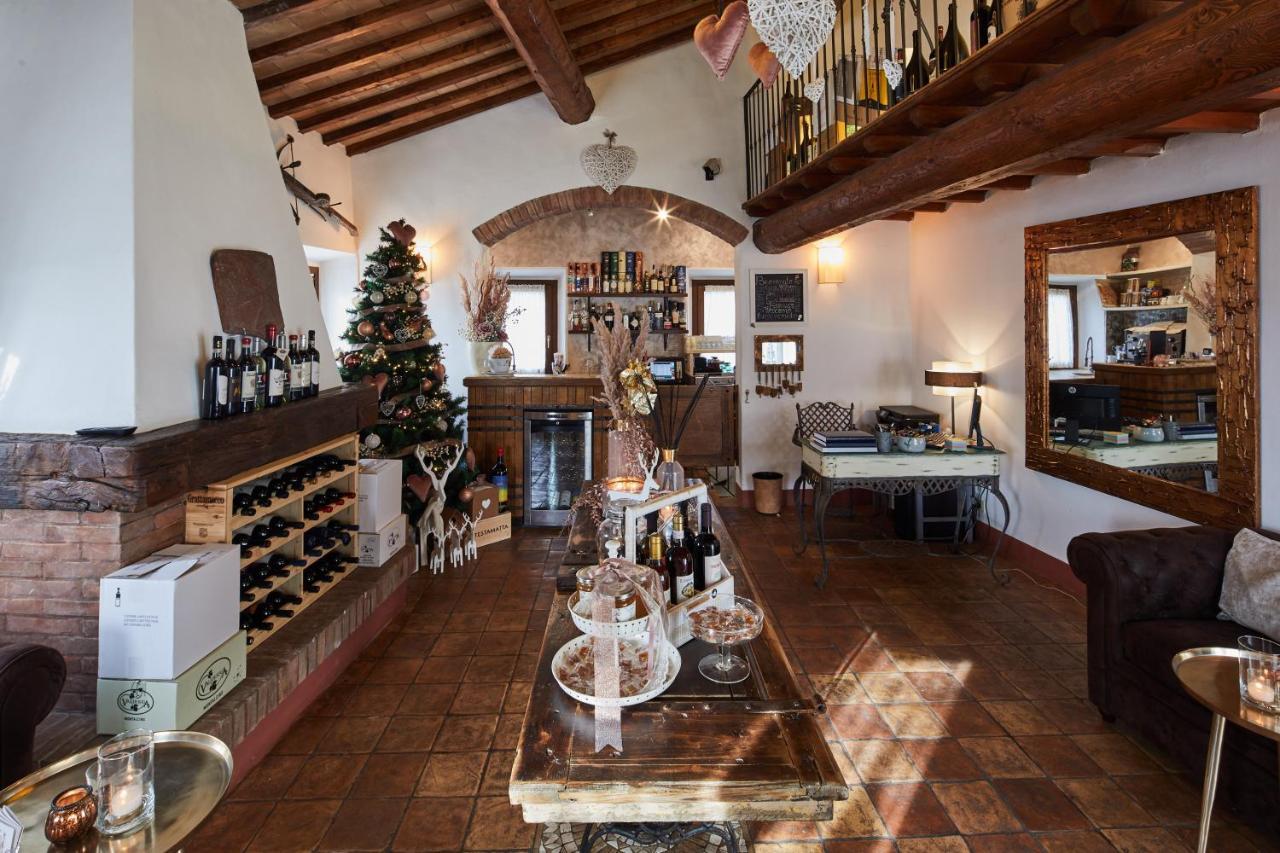 Il Castelluccio Country Resort Restaurant & Spa 巴贝里诺·迪·穆杰罗 外观 照片